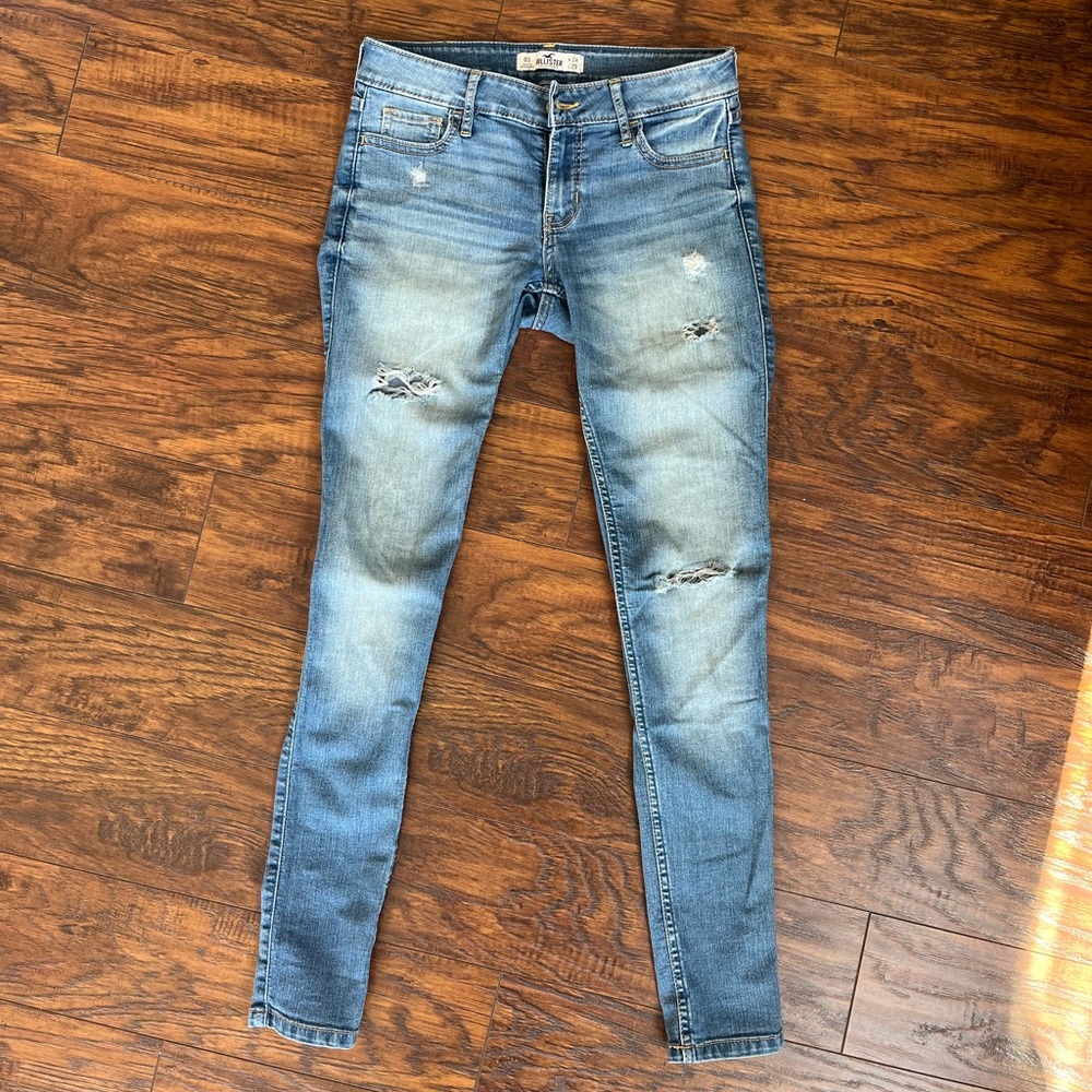 Hollister Distressed Jeggings 0 Short (0S)